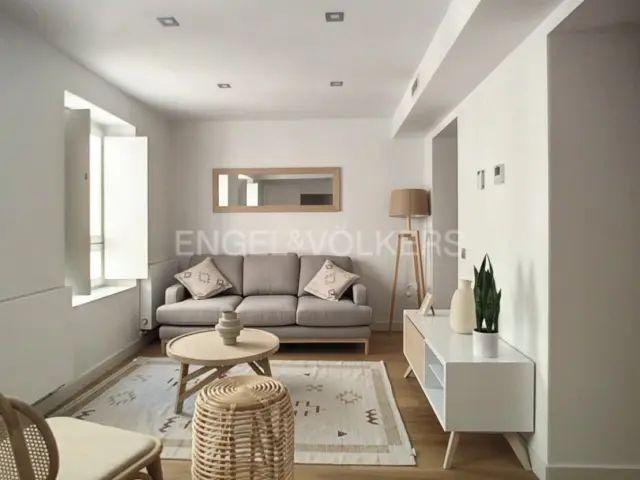 Apartamento en alquiler en Calle Corredera Baja de San Pablo