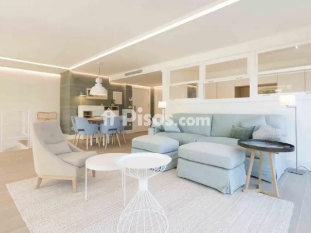 Apartamento en alquiler en Calle de Wiesbaden, 2