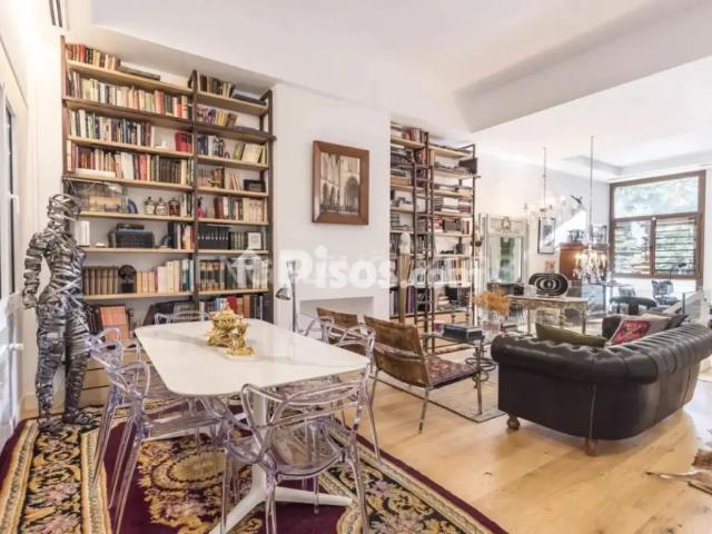 Apartamento en alquiler en Calle de Alfonso XII