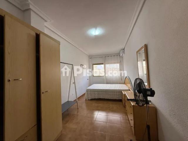 Apartamento en alquiler en Calle de Asturias, 2