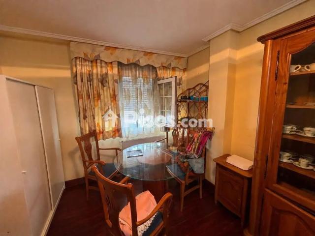 Apartamento en alquiler en Calle de Ataulfo Argenta, 6