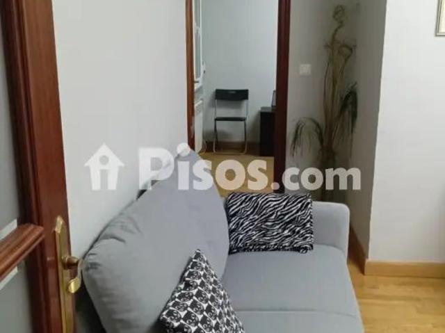 Apartamento en alquiler en Calle de Azafranal, 4