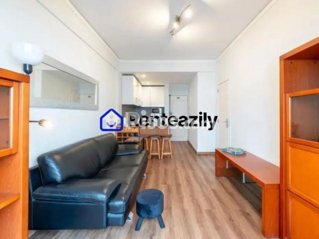 Apartamento en alquiler en Calle de Cristóbal Bordiú