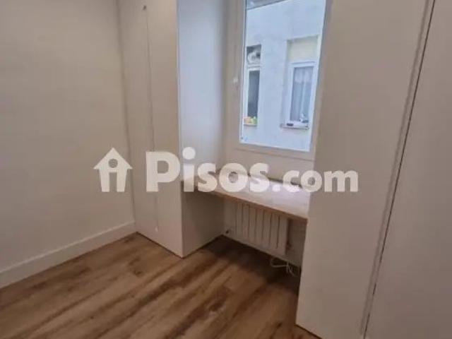 Apartamento en alquiler en Calle de Fernández de los Ríos, cerca de Calle de Escosura