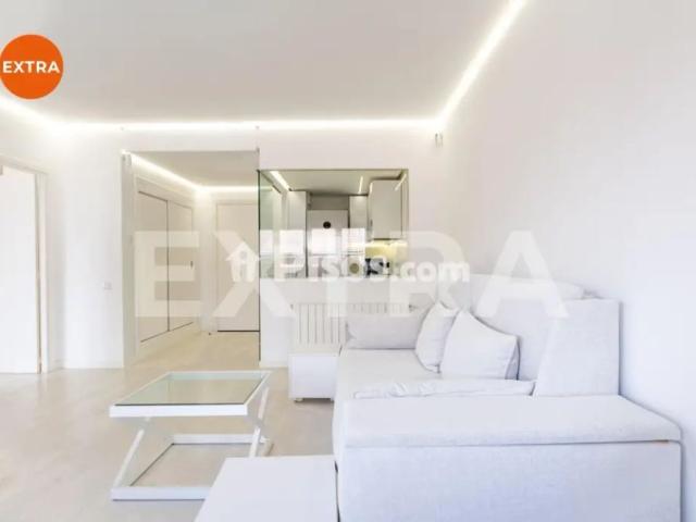 Apartamento en alquiler en Calle de Fuente del Saz