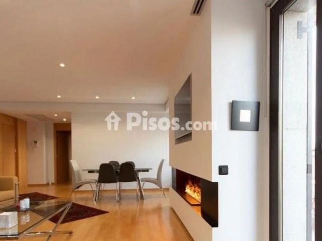 Apartamento en alquiler en Calle de José María González Río, 4