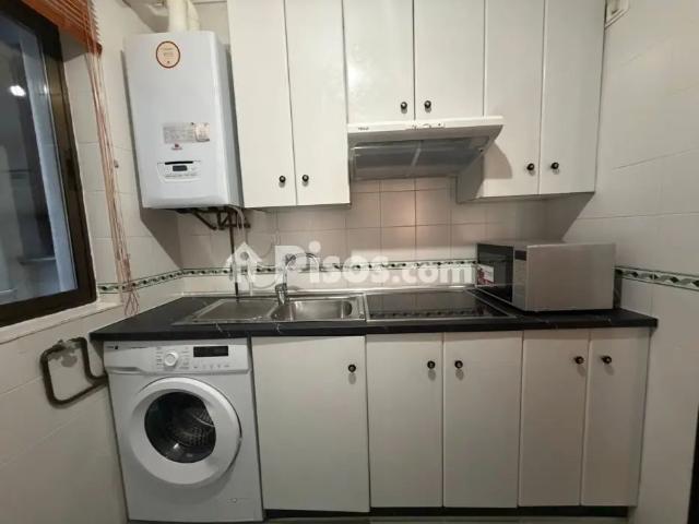 Apartamento en alquiler en Calle de Juan Mambrilla
