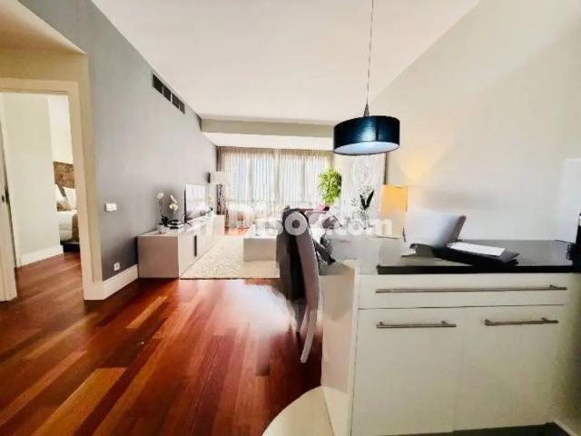 Apartamento en alquiler en Calle de Juan Ramón Jiménez