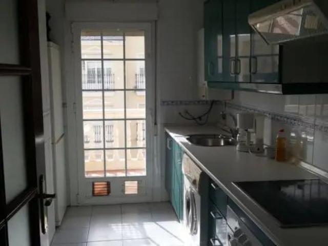 Apartamento en alquiler en Calle de Julio Cienfuegos, 17