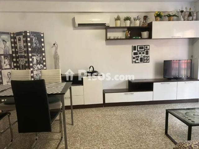 Apartamento en alquiler en Calle de la Princesa Mercedes