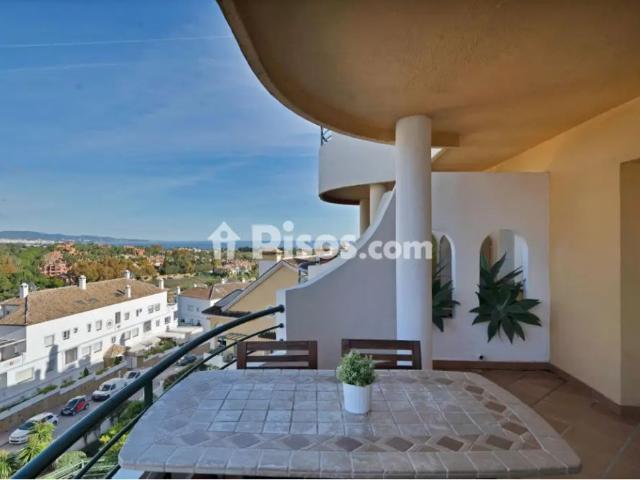 Apartamento en alquiler en Calle de las Adelfas