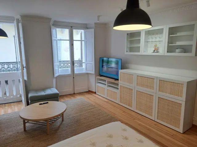 Apartamento en alquiler en Calle de Leirás Pulpeiro, 1