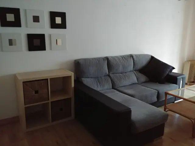 Apartamento en alquiler en Calle de los Morrones