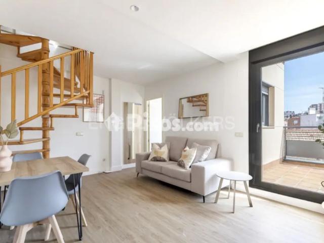 Apartamento en alquiler en Calle de Matilde Landa, cerca de Calle del General Pintos