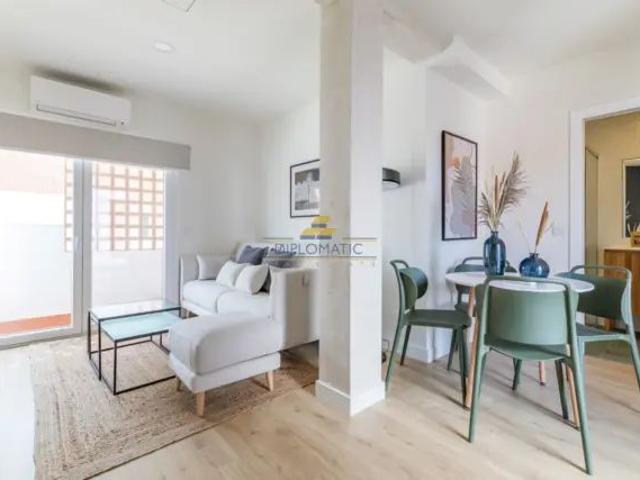 Apartamento en alquiler en Calle de Pinos Alta, cerca de Calle de Albendiego