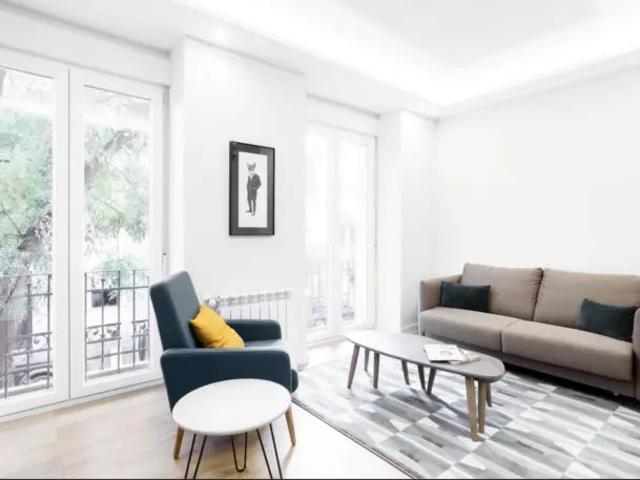 Apartamento en alquiler en Calle de Ponzano, cerca de Calle de Santa Engracia