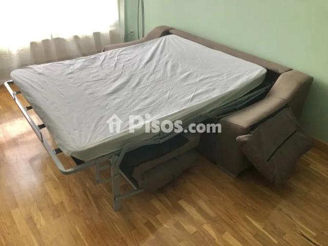 Apartamento en alquiler en Calle de Pravia