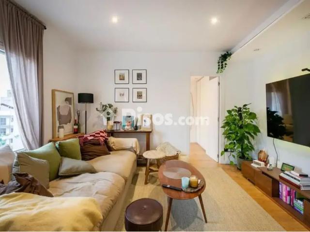 Apartamento en alquiler en Calle de Rómulo, 2