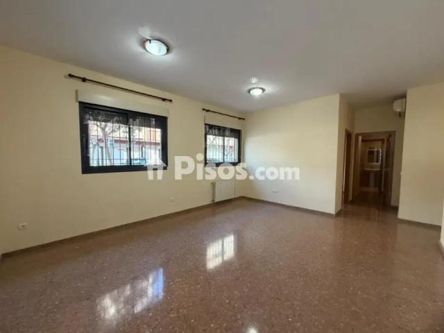 Apartamento en alquiler en Calle de San Carlos, cerca de Calle San Antonio