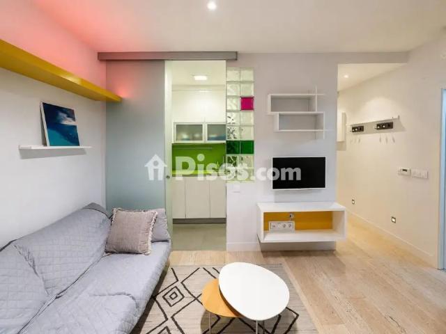 Apartamento en alquiler en Calle de San Bernardo, cerca de Calle de la Cruz Verde