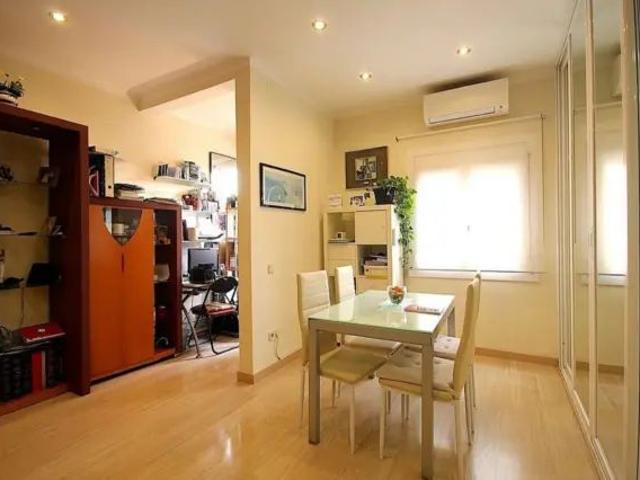 Apartamento en alquiler en Calle del Corazón de María, 10