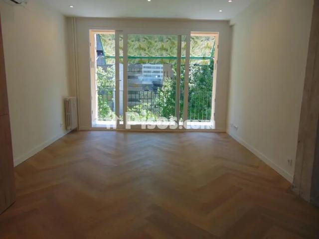 Apartamento en alquiler en Calle del Hermano Gárate