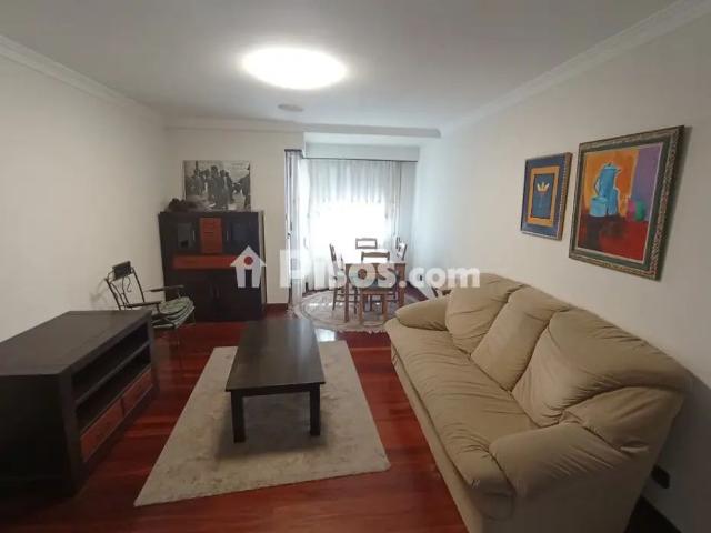 Apartamento en alquiler en Calle del Progreso, cerca de Calle de Ervedelo
