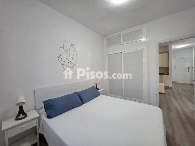 Apartamento en alquiler en Calle el Coronel, 2