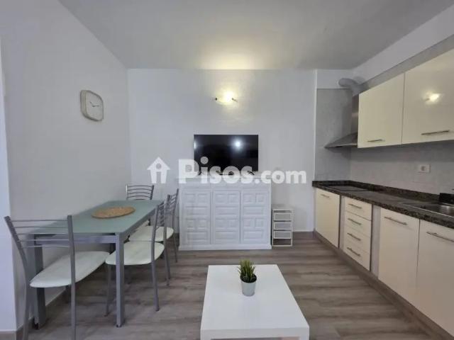 Apartamento en alquiler en Calle el Coronel, 2
