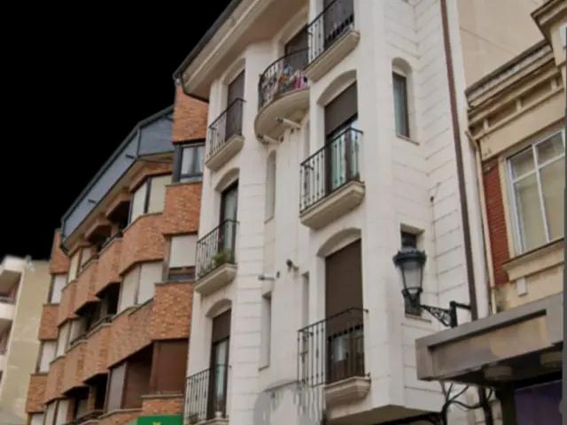 Apartamento en alquiler en Calle Escultor Rivera, 3