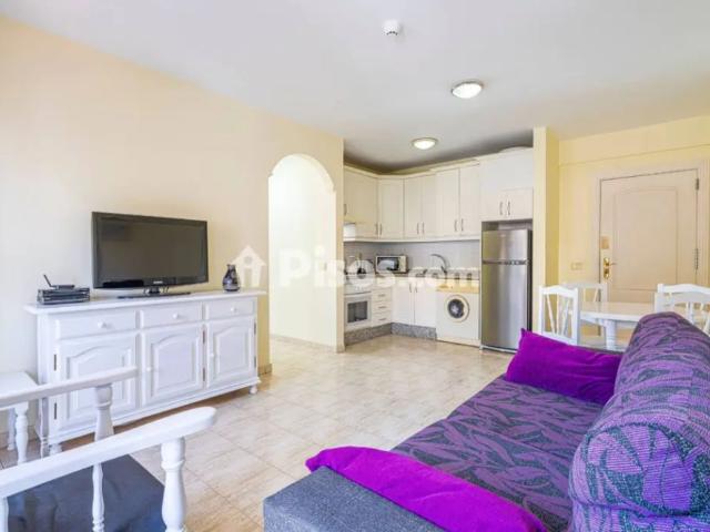Apartamento en alquiler en Calle Finlandia, 5