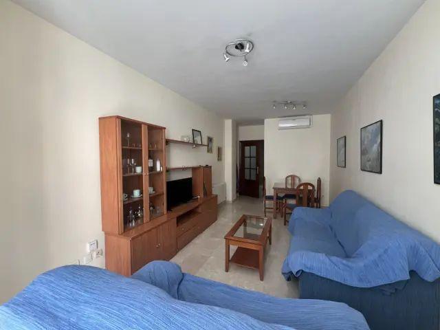 Apartamento en alquiler en Calle Gregorio Espín