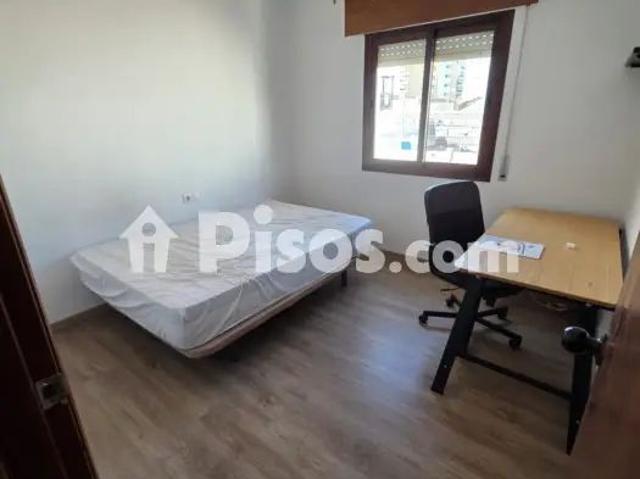 Apartamento en alquiler en Calle Málaga