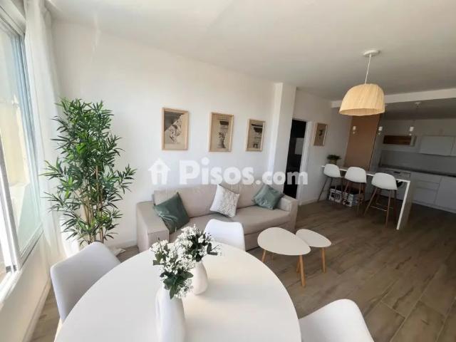 Apartamento en alquiler en Calle Sardinero, 16