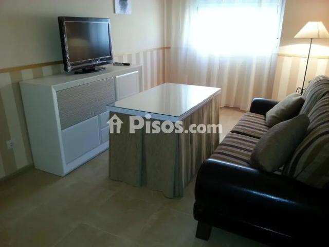 Apartamento en alquiler en Calle Semicentro, Número Sn