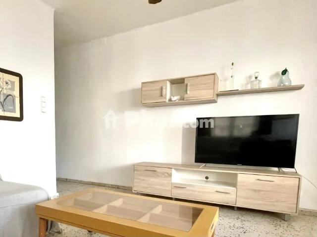 Apartamento en alquiler en Carrer Atlàntic, cerca de Carrer Cibele