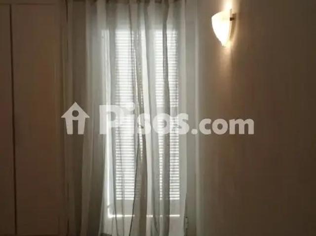 Apartamento en alquiler en Carrer de Màlaga
