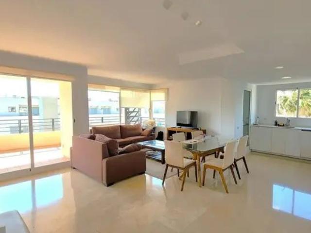 Apartamento en alquiler en Carrer del Mascarell, 3