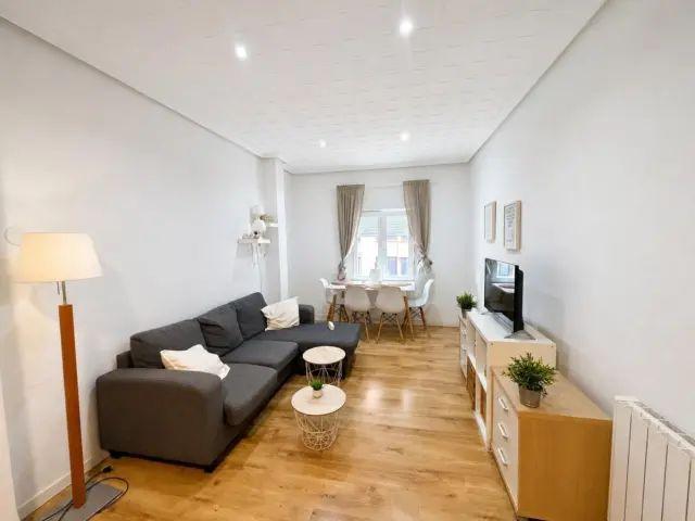 Apartamento en alquiler en Carrer del Poeta Maragall