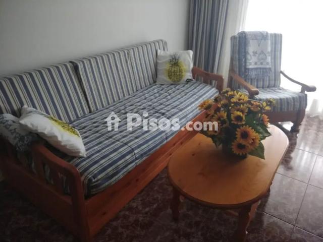 Apartamento en alquiler en Carrer Illes Canàries, 20
