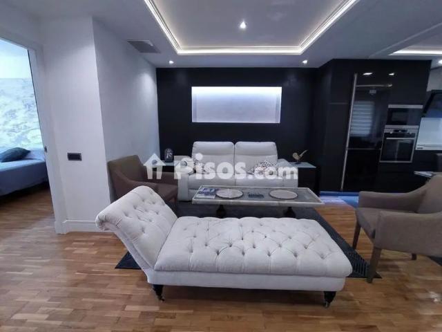 Apartamento en alquiler en Carrer Poeta Miquel Hernández, 37, cerca de Carrer Calderón de la Barca