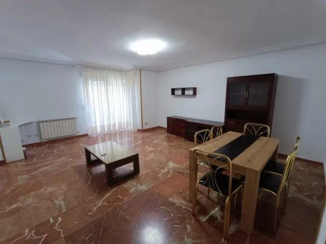 Apartamento en alquiler en Centro