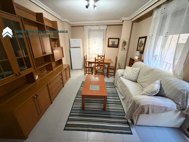 Apartamento en alquiler en Centro Casco Histórico 37001
