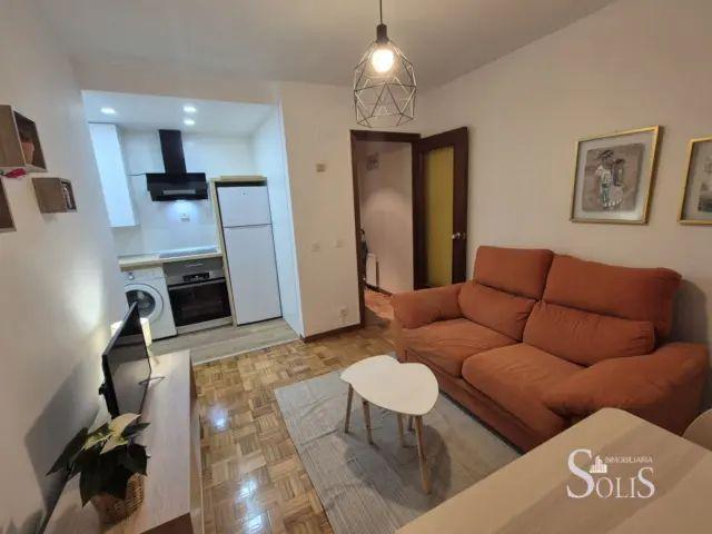 Apartamento en alquiler en Centro Auditorio