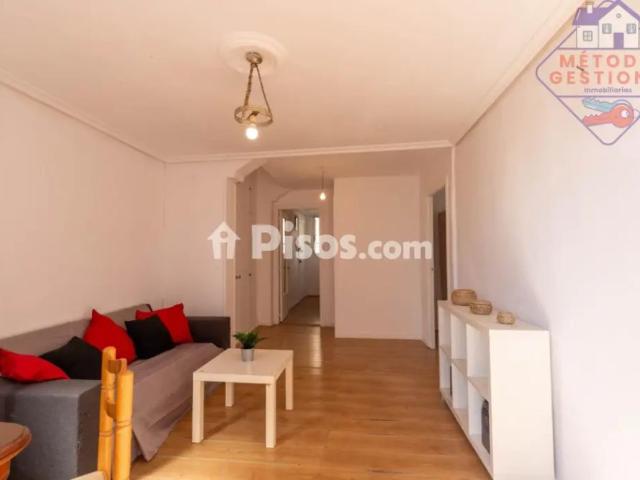 Apartamento en alquiler en Centro Ayuntamiento
