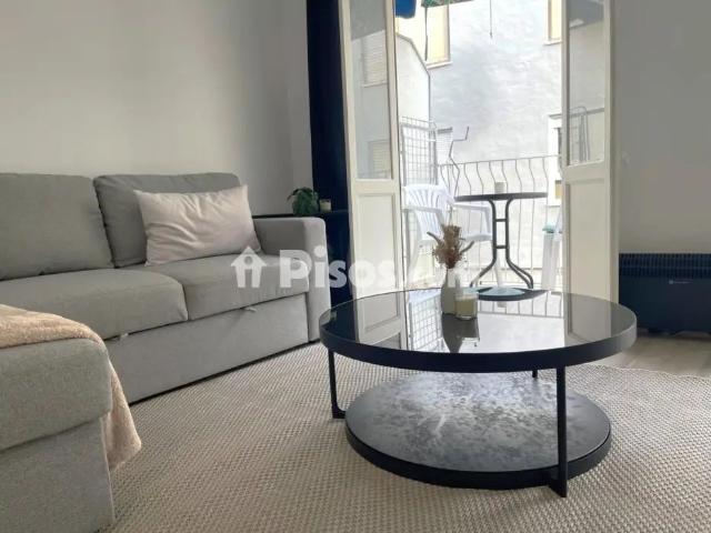 Apartamento en alquiler en Centre Port Platja Llevant