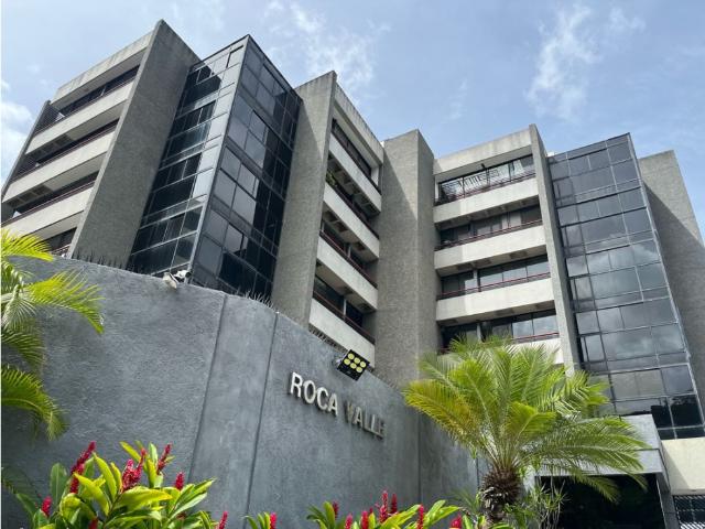 Apartamento en alquiler en Colinas de Valle Arriba 208m2