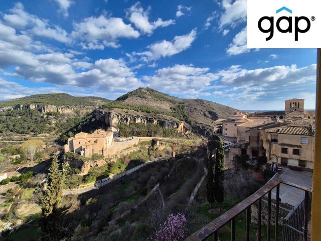 APARTAMENTO EN ALQUILER EN EL CASCO