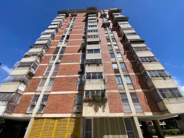 Apartamento en Alquiler en El Marques cerca del Unicentro
