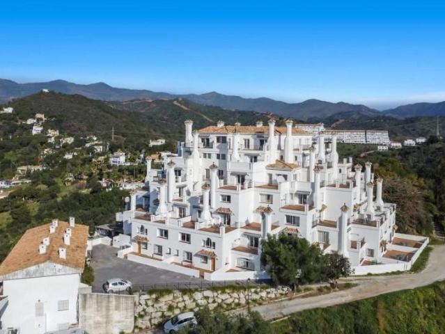 Apartamento en alquiler en Estepona, Estepona